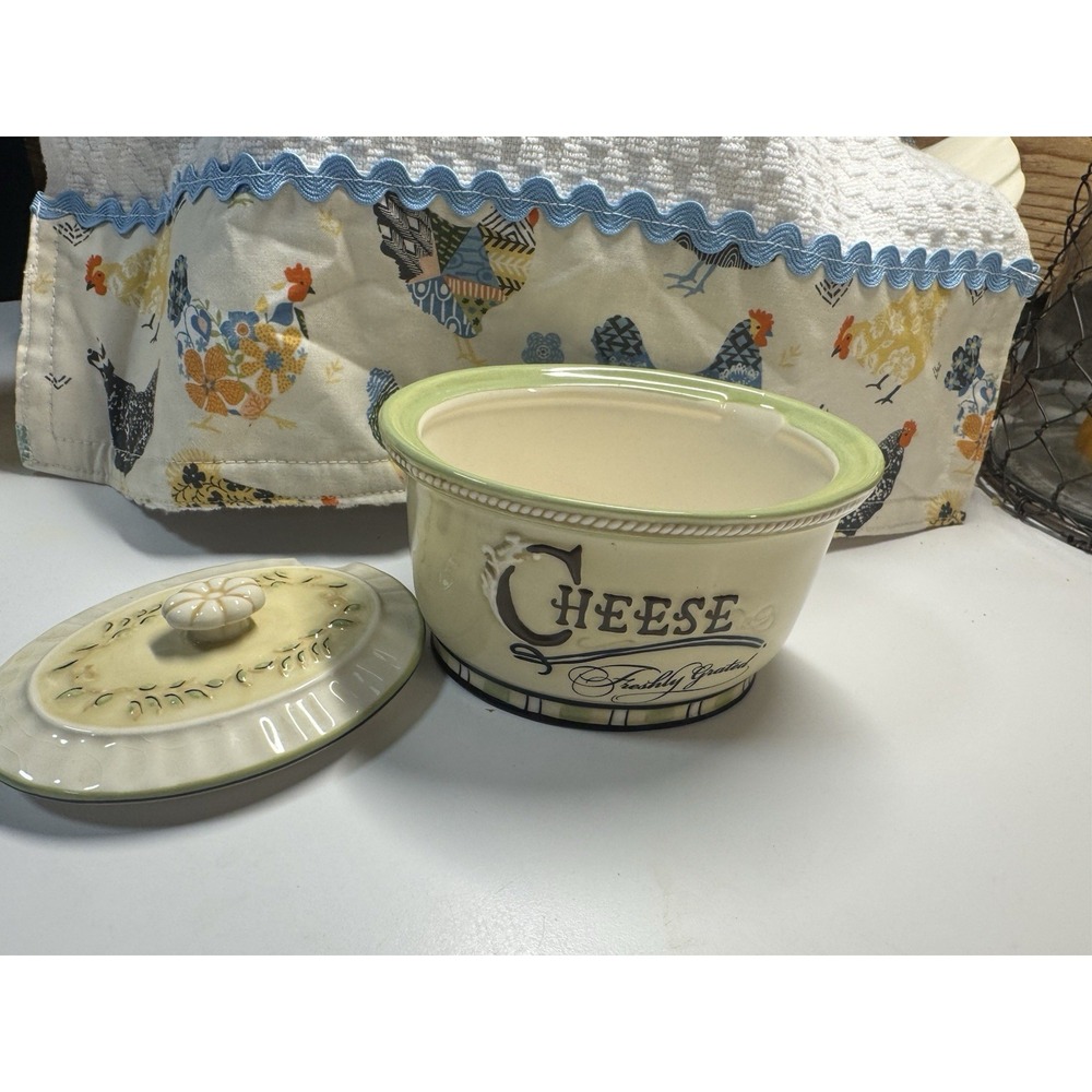 Ceramic Cheese Canister Floral Pattern 'Cheese Freshly Grated' w/ Lift-Off Lid - Picture 2 of 5
